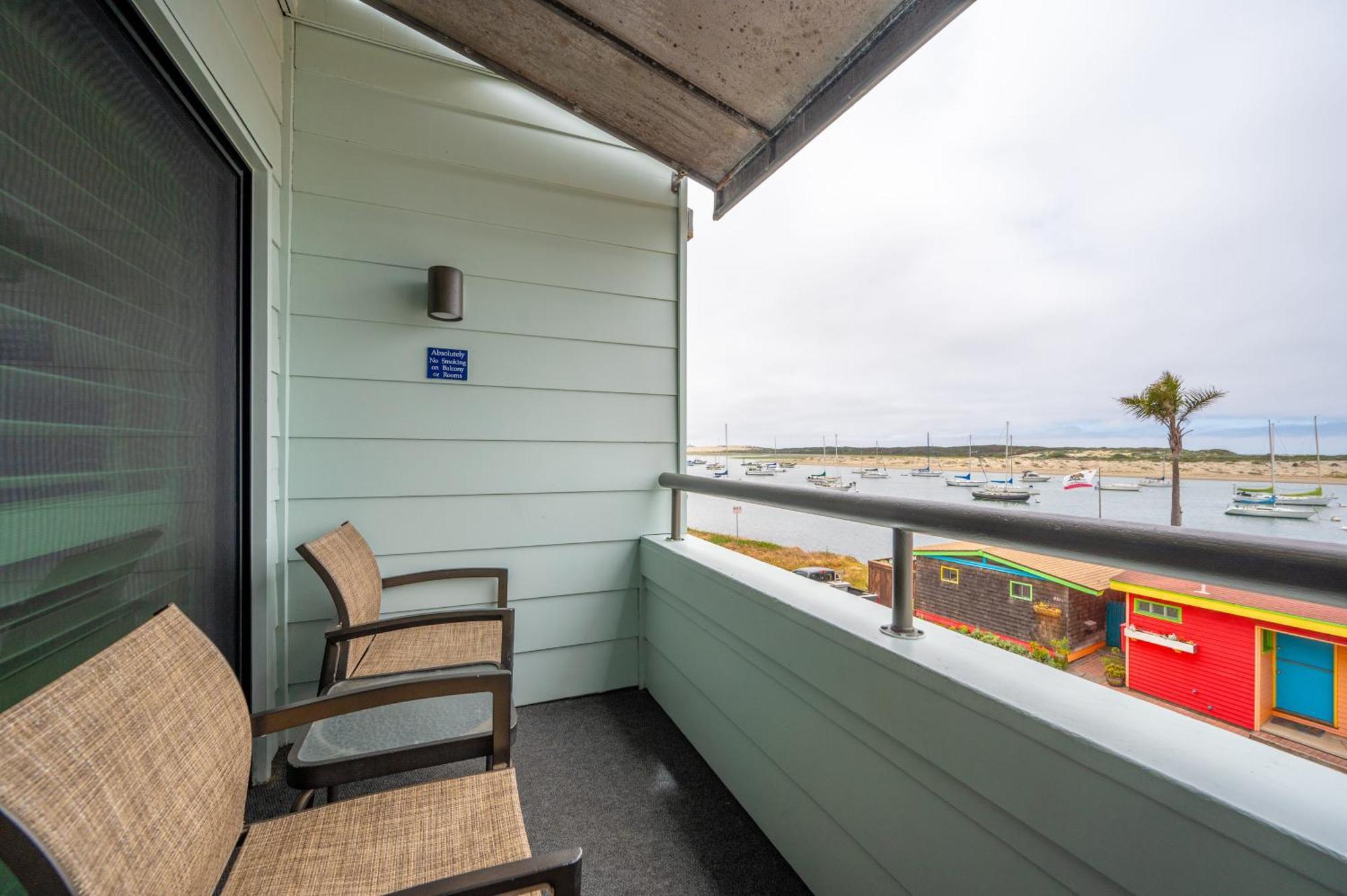 456 Embarcadero Inn & Suites Morro Bay Exterior photo
